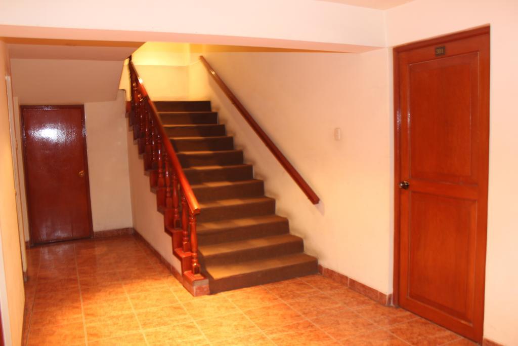 Ebony Hotel Huaraz  Bagian luar foto