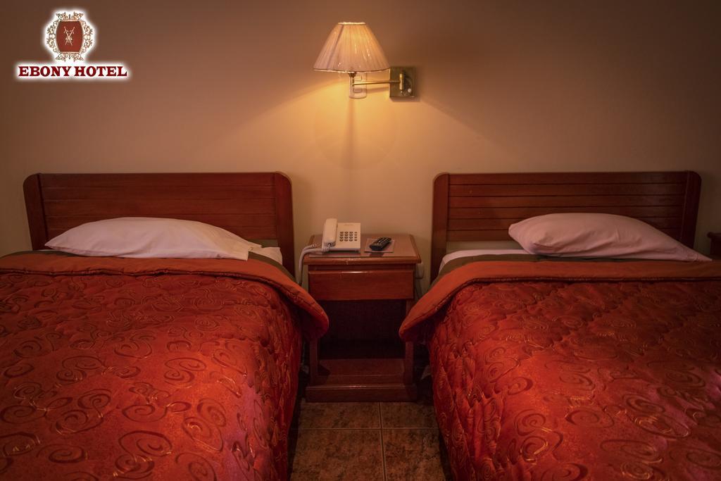 Ebony Hotel Huaraz  Bagian luar foto